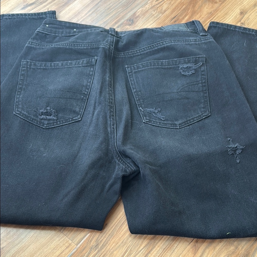 American Eagle Outfitters Black Straight Leg Jeans with Classic Appeal - Picture 7 of 7